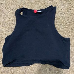 H&M black workout crop